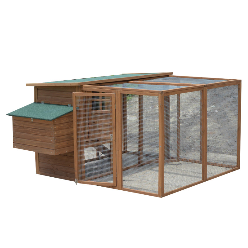 Outdoor chicken coop and run